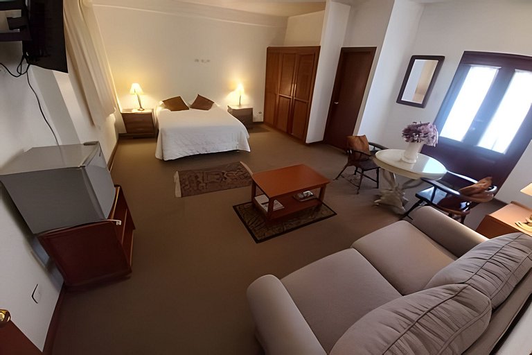 Suite Ejecutiva en "Ayacucho", Ideal para Trabajo