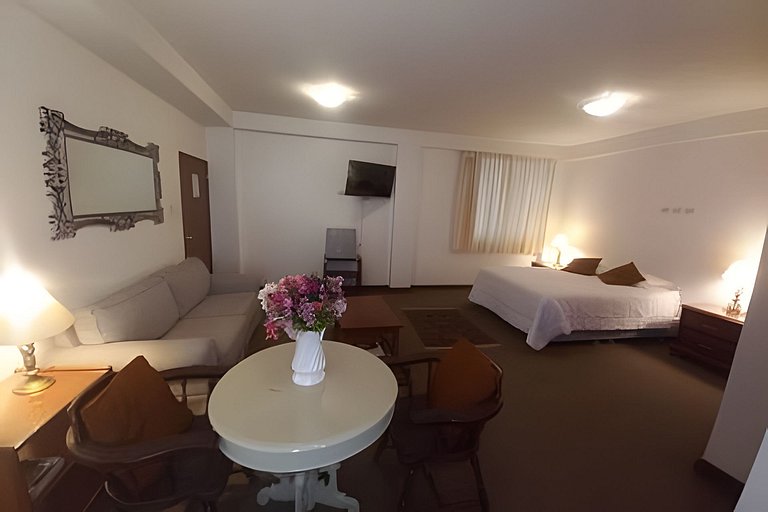 Suite Ejecutiva en "Ayacucho", Ideal para Trabajo