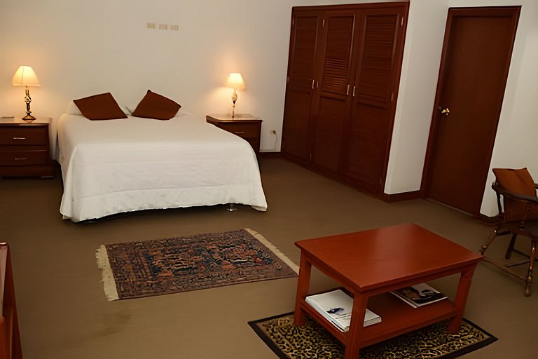 Suite Ejecutiva en "Ayacucho", Ideal para Trabajo