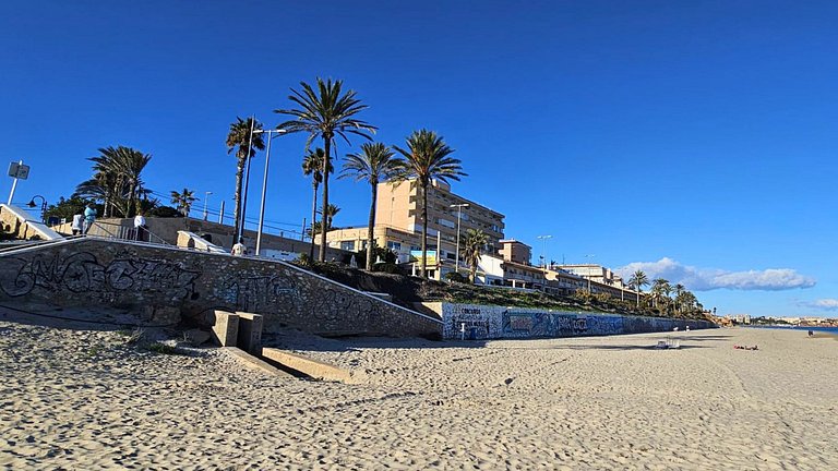 Dpto. familiar cerca de la playa en "Alicante"