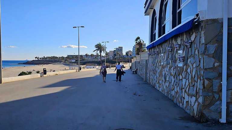 Dpto. familiar cerca de la playa en "Alicante"